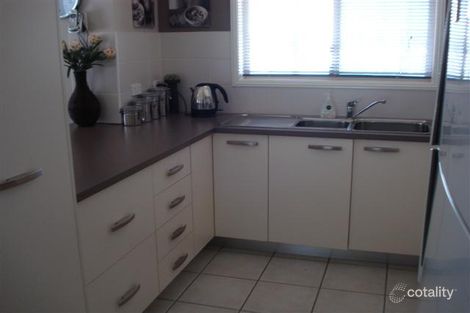 Property photo of 4 Vidler Place Blayney NSW 2799