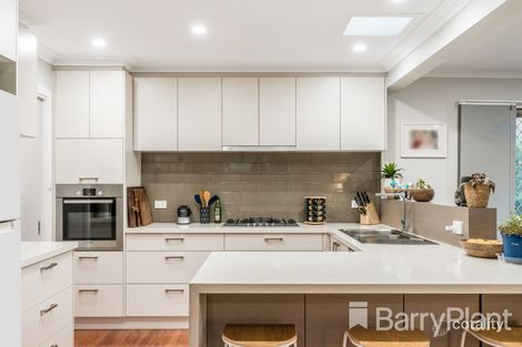 Property photo of 13 Madigan Court Highton VIC 3216