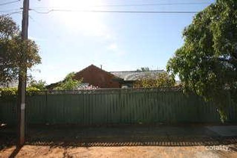 136 Raglan Ave, South Plympton, SA 5038