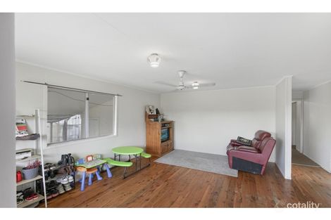 Property photo of 9 Perry Street Dysart QLD 4745