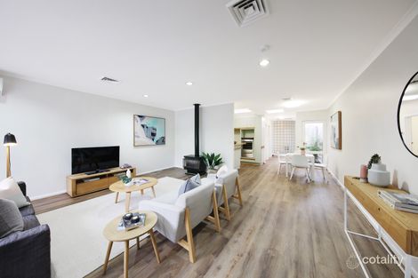 Property photo of 18 Leaburn Avenue Caulfield North VIC 3161