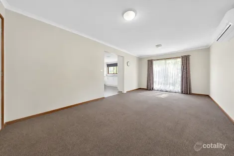 Property photo of 2/11 Aranda Place Epping VIC 3076