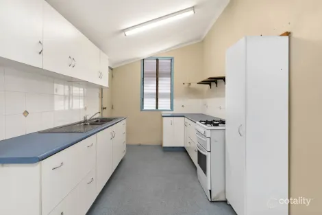 Property photo of 34 Jones Street Wandal QLD 4700