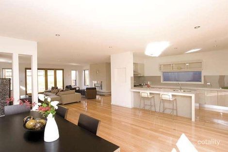 42b Price St, Essendon, VIC 3040