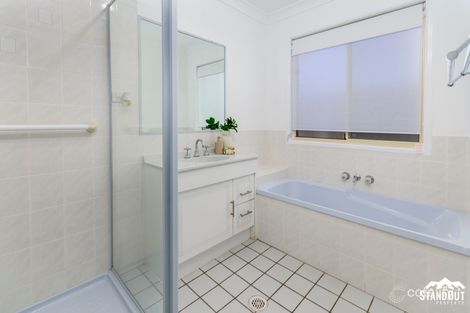 Property photo of 2 Bream Court Sandstone Point QLD 4511