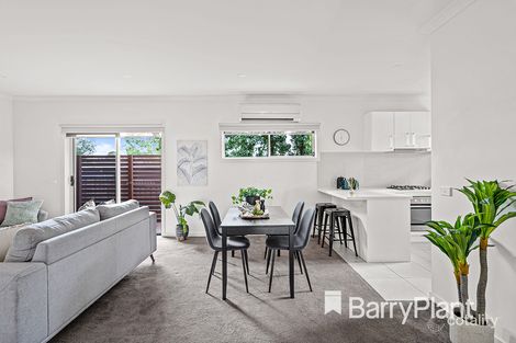 Property photo of 2/27 Terrigal Crescent Kilsyth VIC 3137