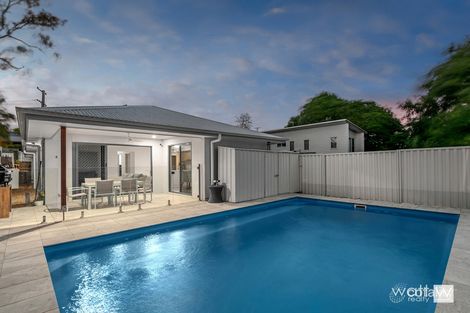2 Garfield Tce, Everton Hills, QLD 4053