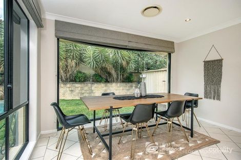 Property photo of 4 Hebe Place Cameron Park NSW 2285