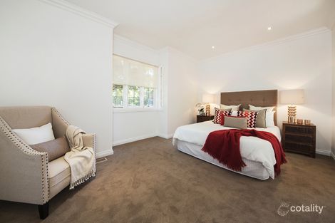 Property photo of 1/18 Roseberry Grove Glen Huntly VIC 3163