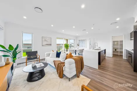 Property photo of 15 Fahey Crescent Appin NSW 2560