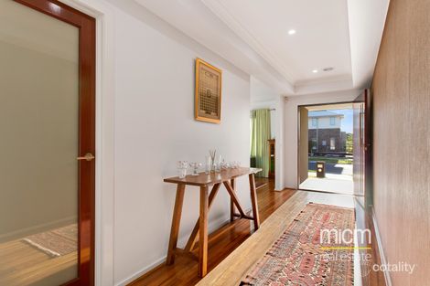 Property photo of 53 Kingsford Drive Point Cook VIC 3030