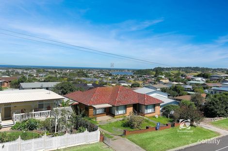 17 Lakeside Dr, Lake Tyers Beach, VIC 3909