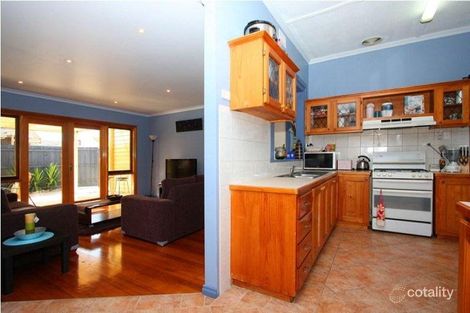 Property photo of 1/96 McMahon Road Reservoir VIC 3073