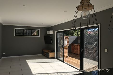 Property photo of 4/33 Harley Street Labrador QLD 4215