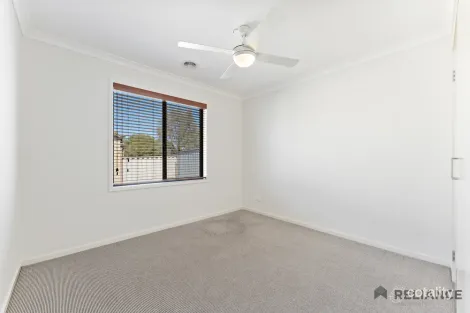 Property photo of 4 Kilmore Street Brookfield VIC 3338