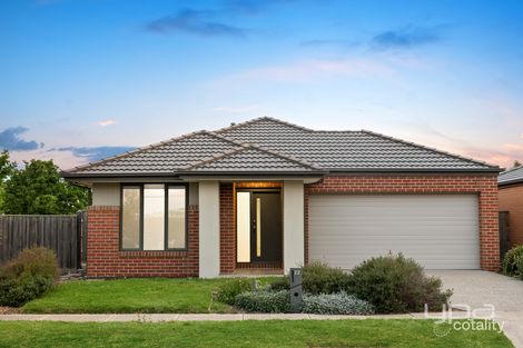 22 YACHT RD, POINT COOK, VIC 3030