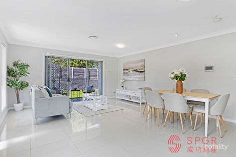 Property photo of 1/18 Leabons Lane Seven Hills NSW 2147