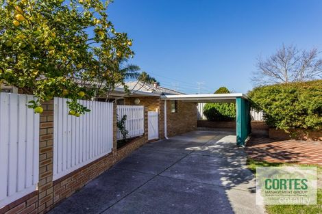30 Farmhouse Dr, Bibra Lake, WA 6163