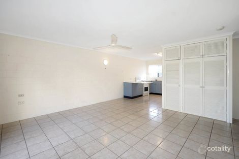 Property photo of 17/473-479 McCoombe Street Mooroobool QLD 4870