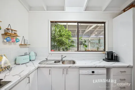 Property photo of 3 Springside Crescent Glen Forrest WA 6071