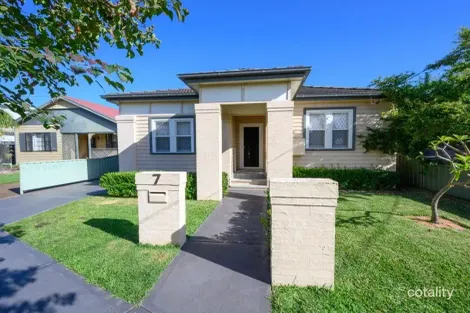7 Hitchcock Ave, New Lambton, NSW 2305