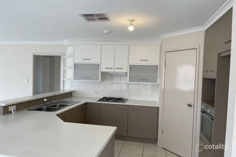 Property photo of 10 Surrey Court Craigmore SA 5114