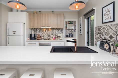 Property photo of 13 Lindsays Road Mitchell Park VIC 3355
