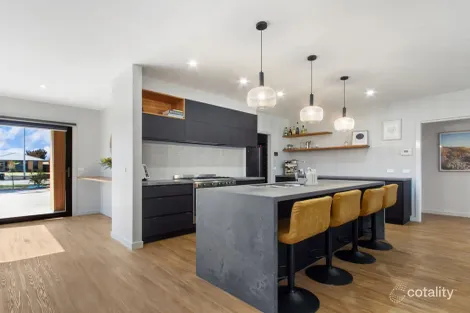 Property photo of 47 Killeen Street Stratford VIC 3862