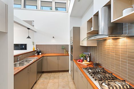 Property photo of 37 Zoe Circuit Northcote VIC 3070