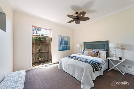 Property photo of 37 Zoe Circuit Northcote VIC 3070