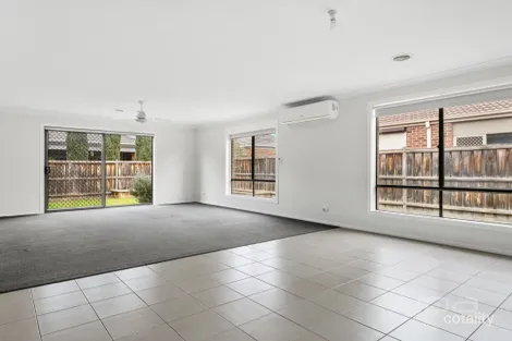 Property photo of 3 Nardoo Place Brookfield VIC 3338