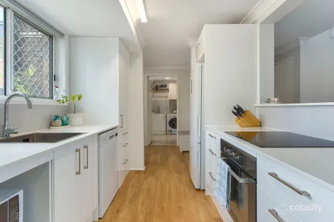 Property photo of 2/42 Brookfield Road Kedron QLD 4031