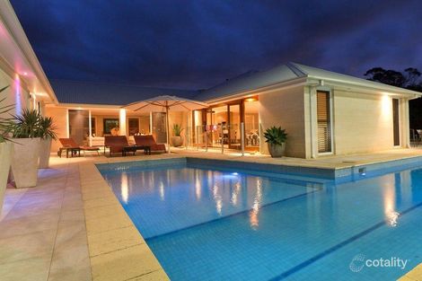 Property photo of 3 Kirkstall Close Frankston South VIC 3199