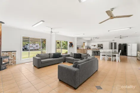 Property photo of 94 Pacific Haven Circuit Pacific Haven QLD 4659