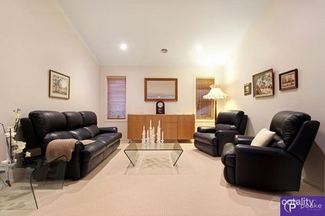 Property photo of 28 Viewgrand Drive Berwick VIC 3806