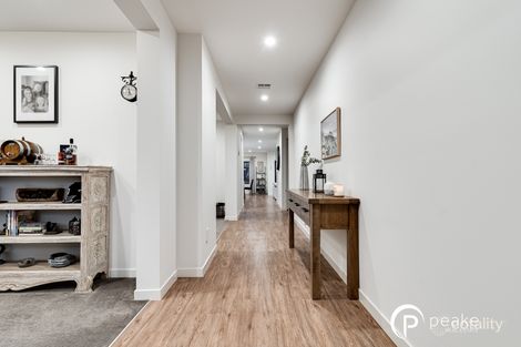 Property photo of 11 Speargrass Close Clyde North VIC 3978