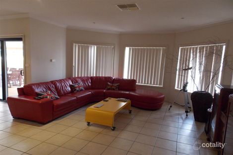 Property photo of 2 Light Horse Place Parkes NSW 2870