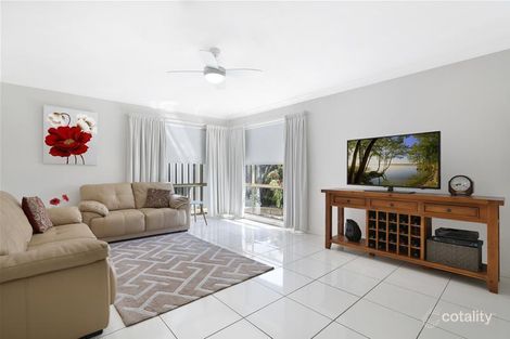 Property photo of 67 Rondanella Drive Kanahooka NSW 2530