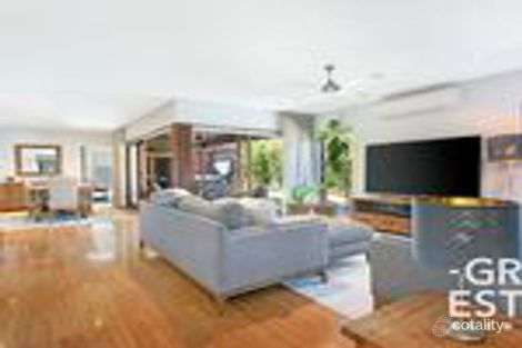 Property photo of 27 Olympus Crescent Cranbourne West VIC 3977