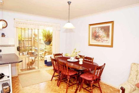 Property photo of 2/4 Kitchener Road Croydon VIC 3136