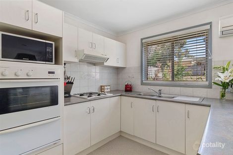 Property photo of 13 Lukin Crescent Kangaroo Flat VIC 3555