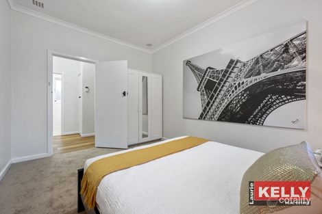 Property photo of 9 McGlinn Way Cloverdale WA 6105