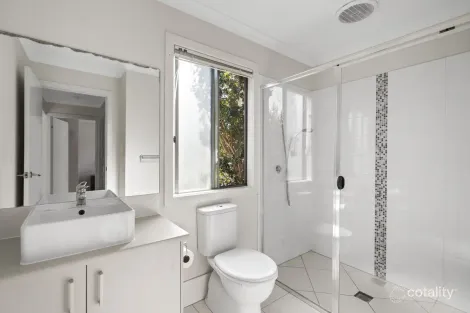 Property photo of 9 Serpentine Close Fitzgibbon QLD 4018