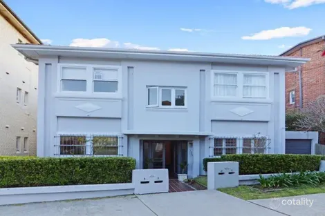 Property photo of 2/5 Ramsgate Avenue Bondi Beach NSW 2026