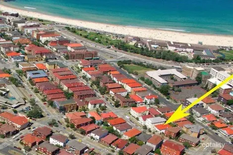 Property photo of 2/5 Ramsgate Avenue Bondi Beach NSW 2026