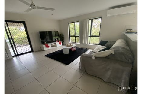 Property photo of 2/10 Carmen Court Oxenford QLD 4210