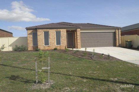 120 Blue Horizons Way, Pakenham, VIC 3810