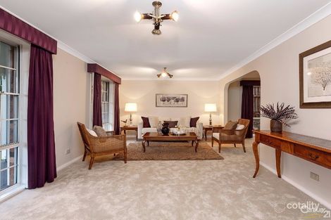 Property photo of 16 Hibiscus Place Cherrybrook NSW 2126