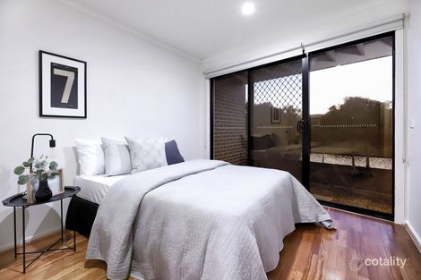 Property photo of 16 Alexander Circuit Craigieburn VIC 3064