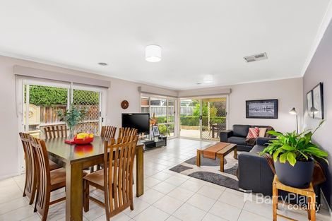 Property photo of 7 The Gums South Morang VIC 3752